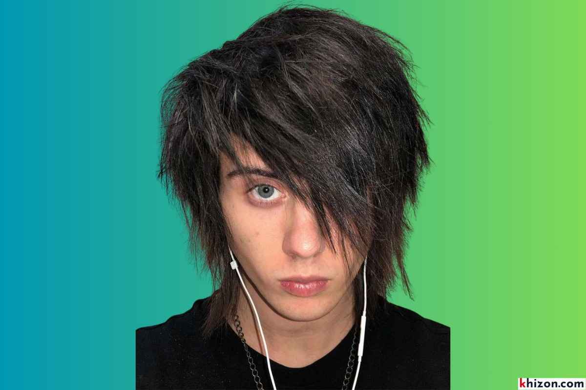Emo Hairstyle Aesthetic