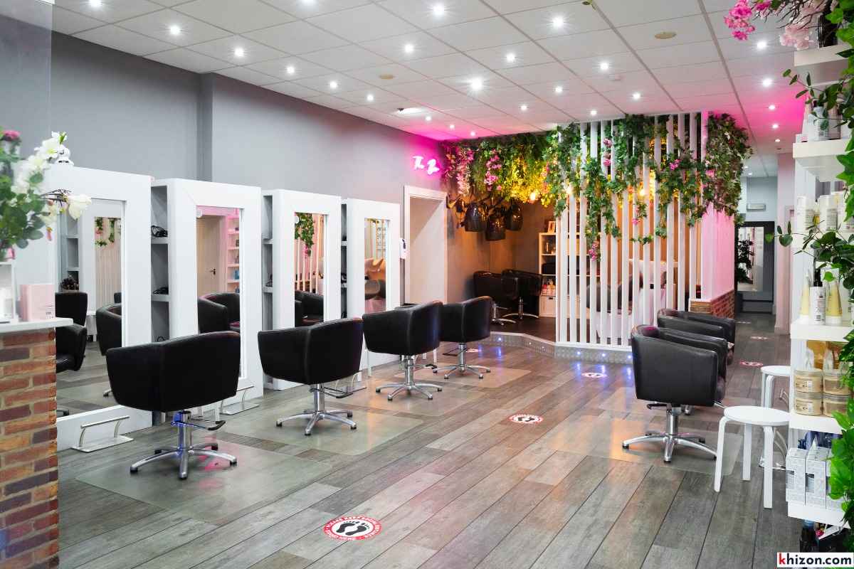 Salon Station
